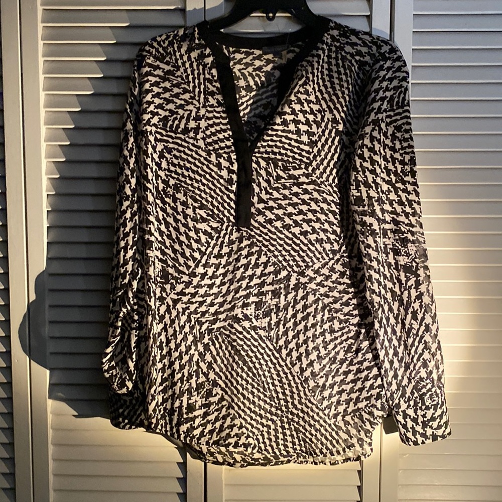 Vince Camuto Top
